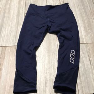 Lorna Jane capris in like new condition